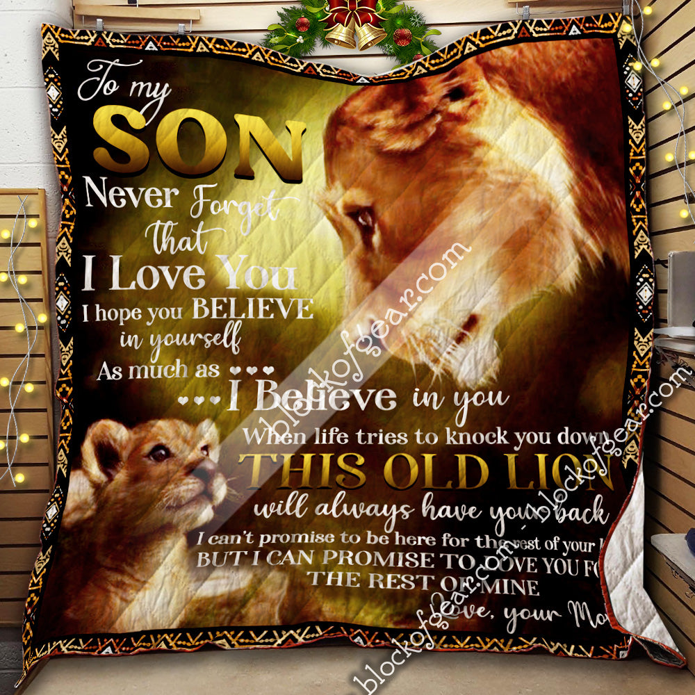 To Son From Mom  This Old Lion Will Always Have Your Back  Quilt Blanket