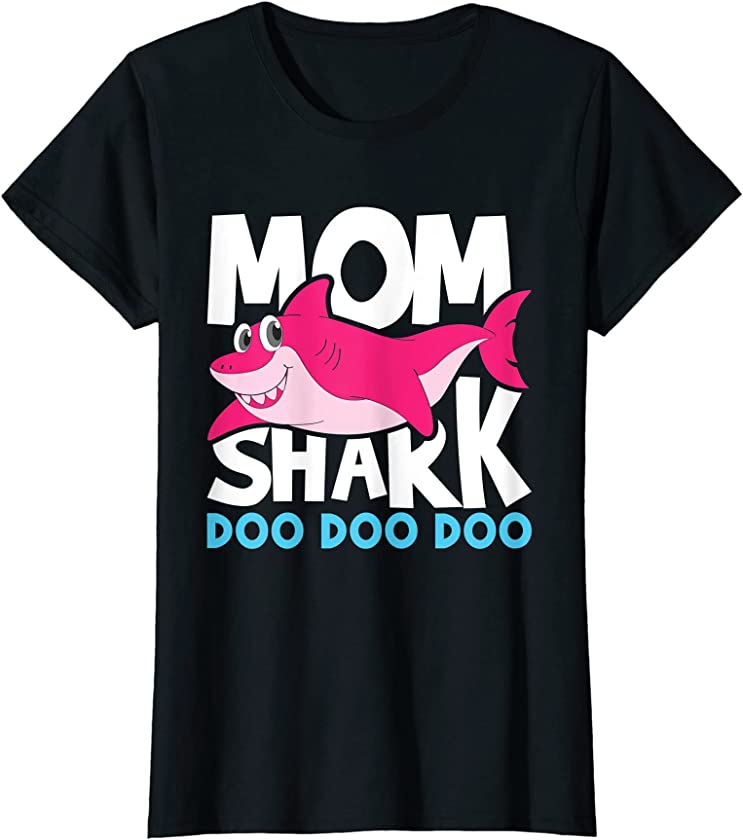 Womens Mom Shark – Cute Shark Mother Mama T-Shirt