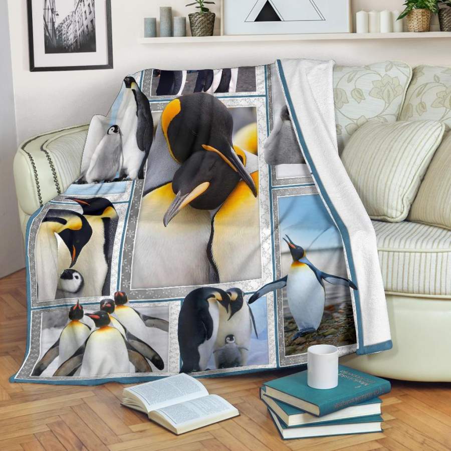 PENGUIN PHOTO FRAMES BLANKET