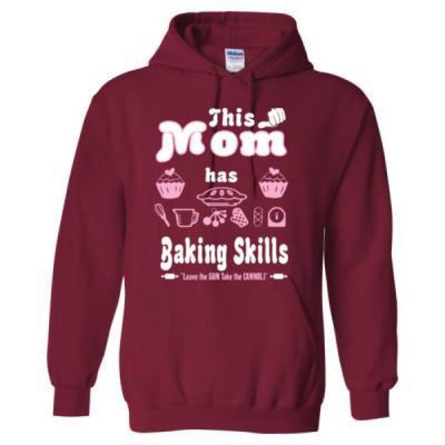 AGR This Mom Has Baking Skills Leave The Gun Take The Cannoli – Heavy Blend™ Hooded Sweatshirt