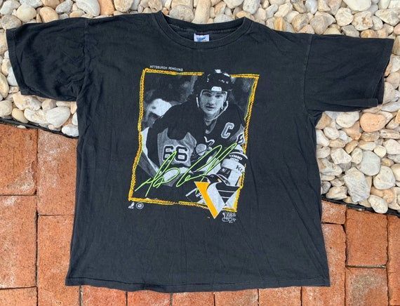 Vintage 90S Pittsburgh Penguins Mario Lemieux 1992 Black Faded Shirtarge Shirt