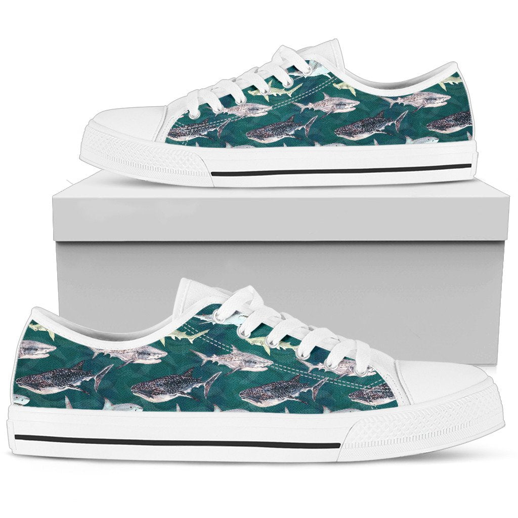 Shark Style Print Women Low Top Shoes