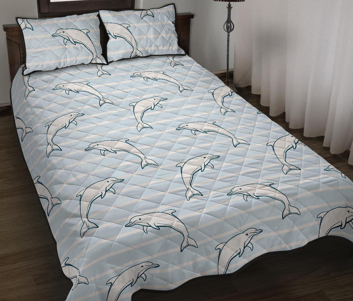 Dolphin Blue Striped Background Quilt Bed Set