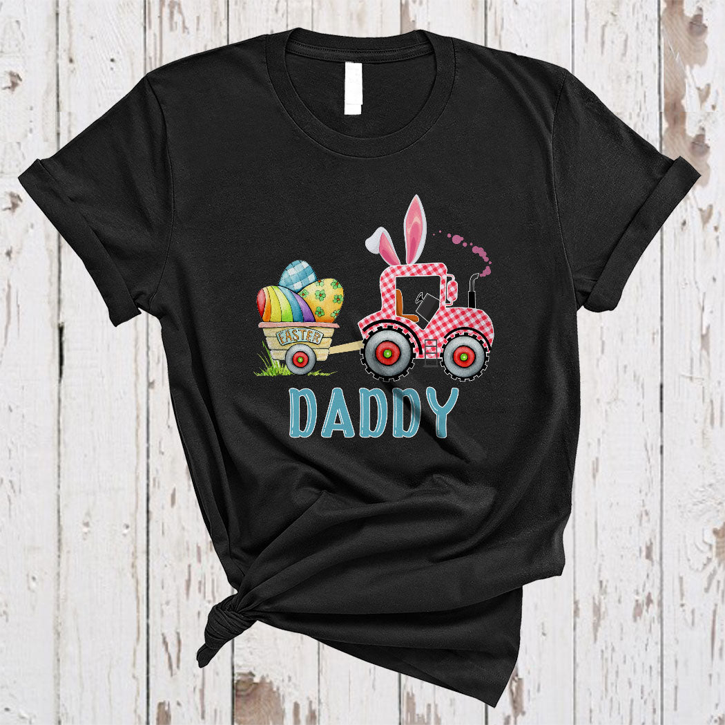 Daddy Funny Happy Easter Leopard Plaid Bunny Tractor Carrying Easter Eggs Farmer Family Group T-Shirt