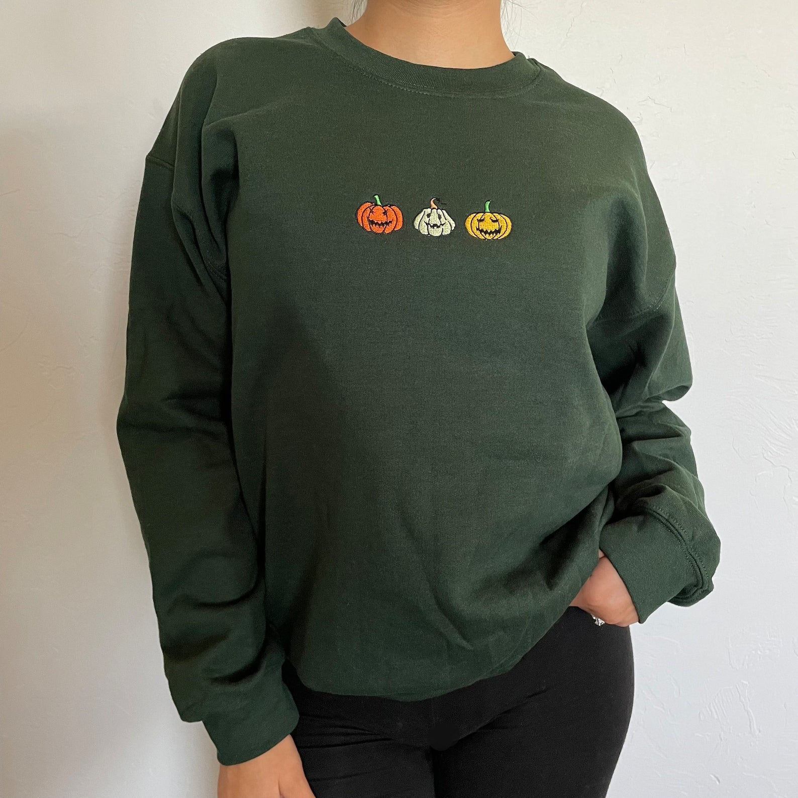 Embroidered Pumpkins Sweatshirt 2D Crewneck Sweatshirt All Over Print Sweatshirt For Women Sweatshirt For Men Sws2469