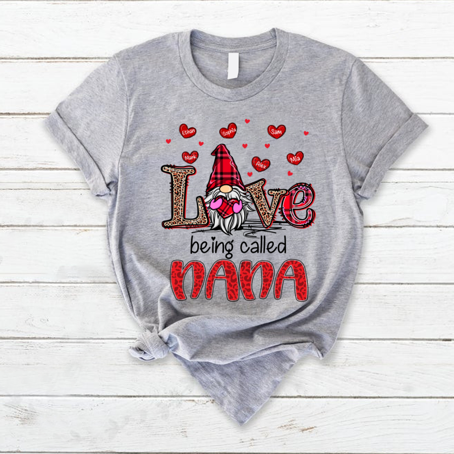 Love Being Called Nana Gnome Hearts T-Shirt