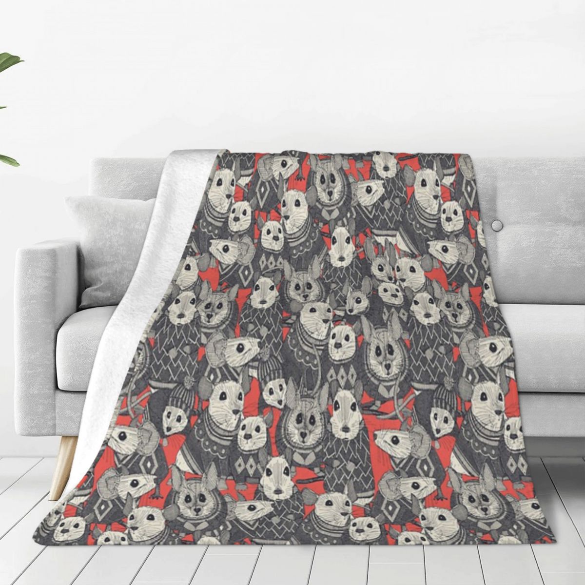 Sweater Mice Coral Red Blanket Bedspread On The Bed Anime Bed Blanket Ultralight Throw Blanket alx