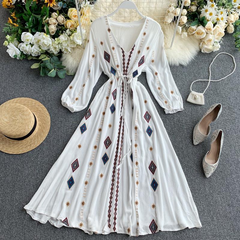 2021 V Neck Vintage Long Sleeve Vestidos Elegant High Waist Embroidered Travel Dress Bohemian Midi Dress Female Vestidos alx