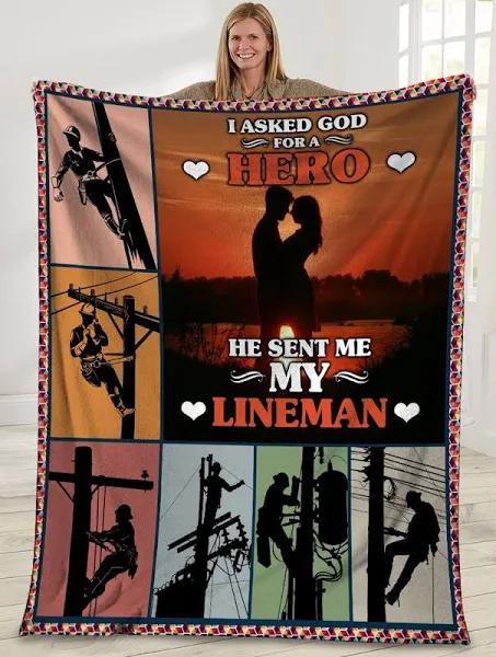 Thanksgiving A Hero My Lineman Husband And Wife Sunset Fleece Blanket Gift For Couple Home Decor Bedding Couch Sofa Soft And Comfy Cozy