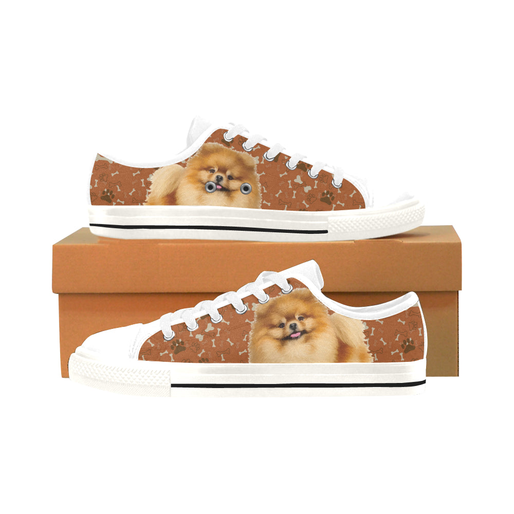 Pomeranian Dog White Men’s Classic Canvas Shoes/Large Size