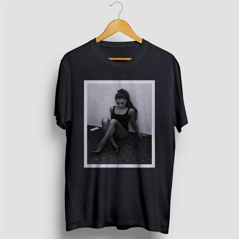 Ariana Grande Singer Unisex T-Shirt