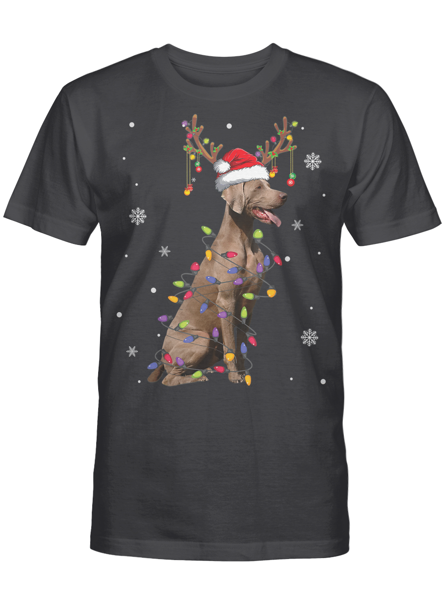 AmazeStyleZ Santa’s Reindeer, Ugly Christmas Sweater, Christmas Gift Ideas, Christmas TreeWeimaraner Christmas Reindeer Santa Xmas Tree Gifts T-Shirt