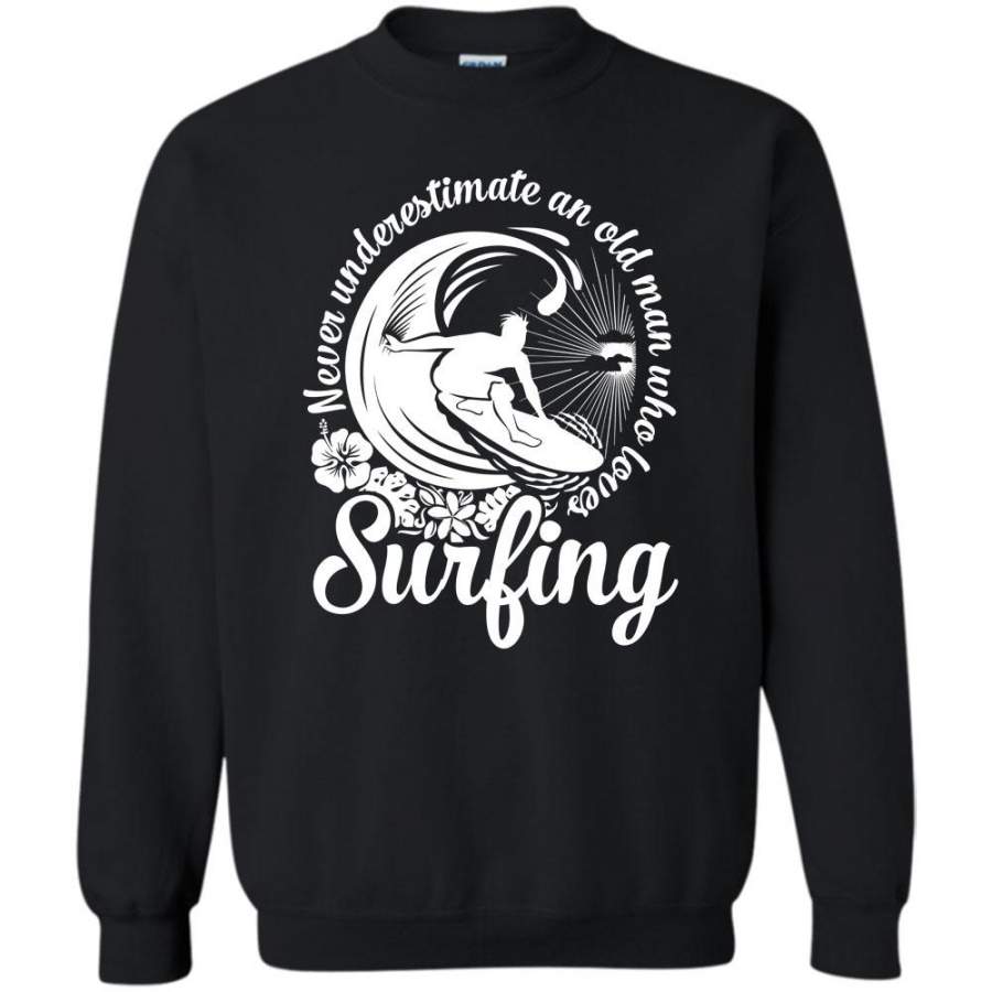 An Old Man Who Love Swimming T Shirt, Gift For Grandpas Sweatshirt