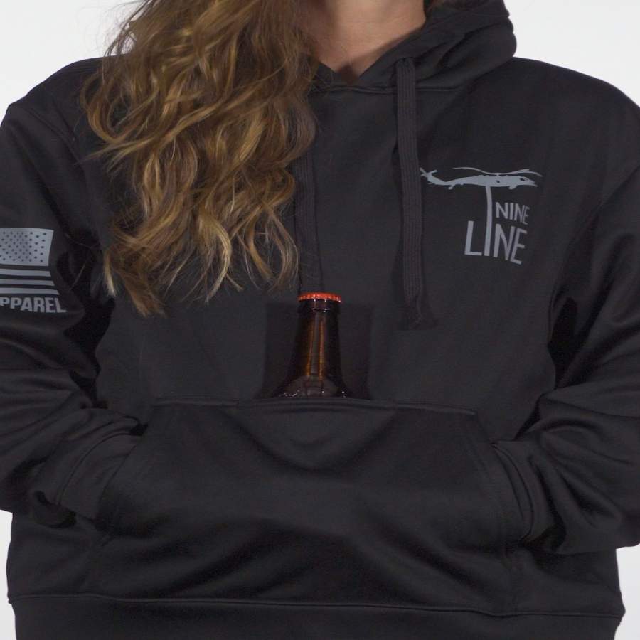 Athletic Tailgater Hoodie – Basic