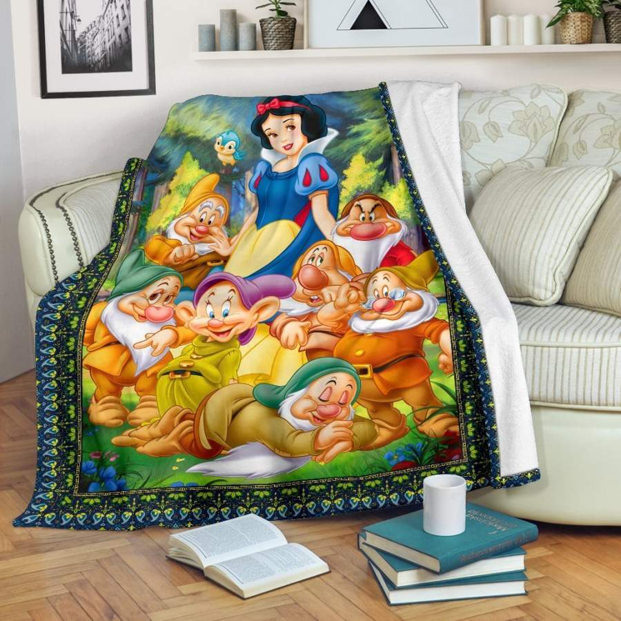 Snow White and 7 Dwarfs Blanket