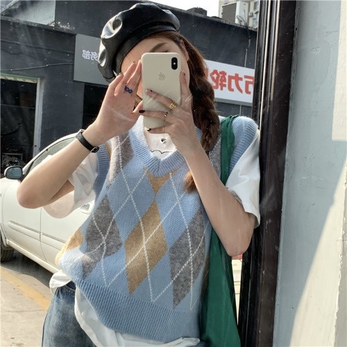 2021 New Autumn Korean Fashion V-Neck Women’s Argyle Sweater Vest Sleeveless Knitted Pullovers Female Casual Pull Knitwear Tops alx