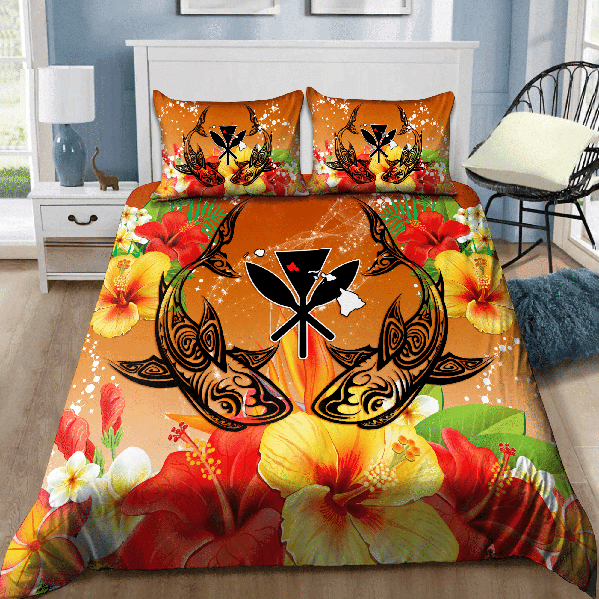 Amazing Polynesian Couple Shark Hawaiian Bedding Set