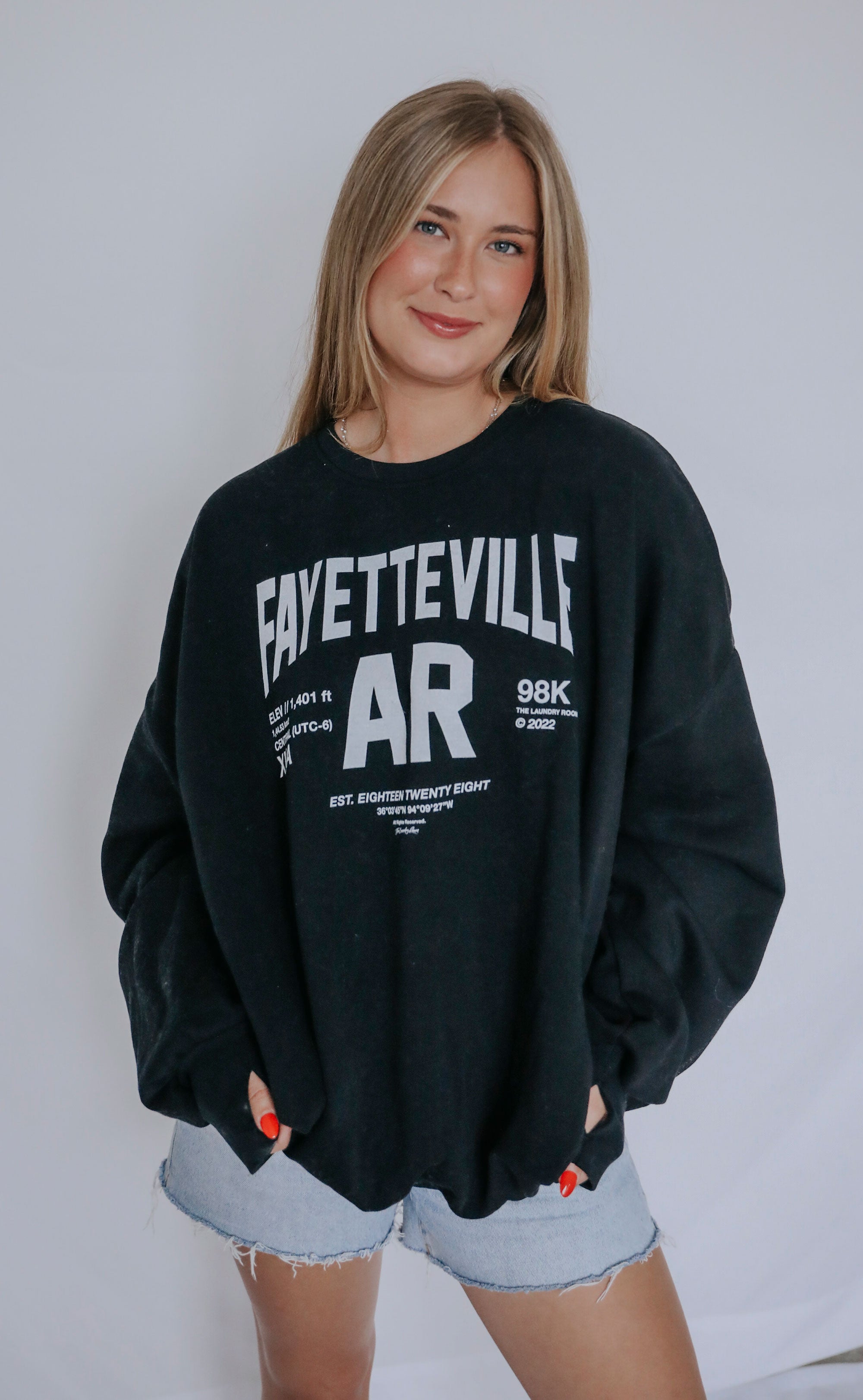 Fayetteville Ar X The Laundry Room: Sweatshirt – Black