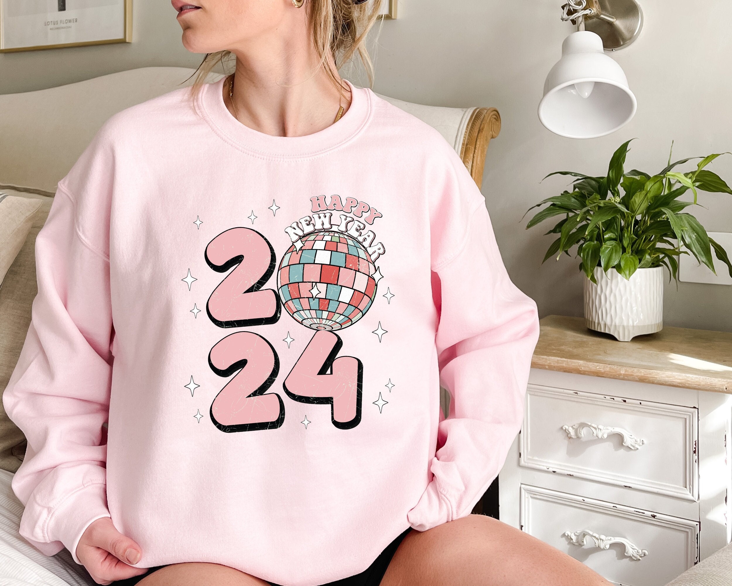 New Year’s 2024 Sweatshirt, Retro 2024 New Year’s, Happy New Year Sweatshirt, New Year’s Party Sweatshirt, New Year Crew Hoodie