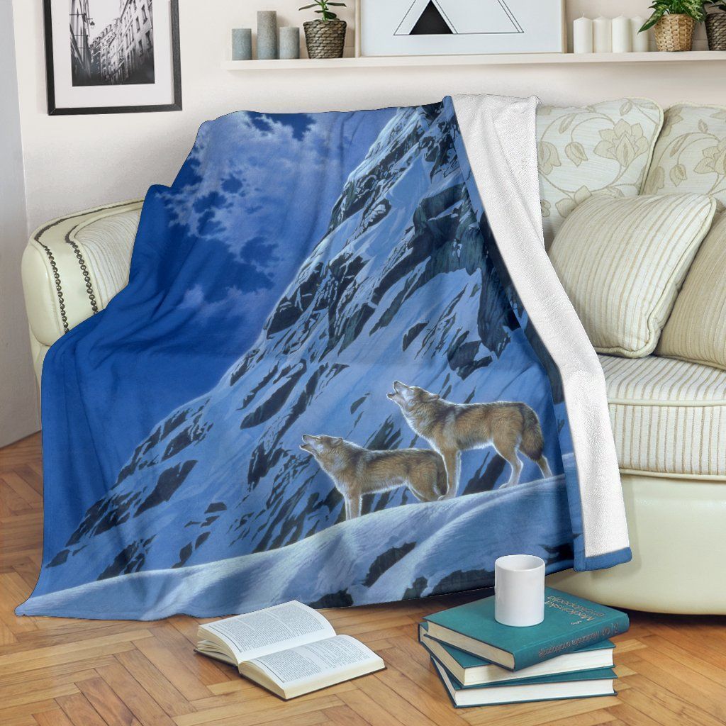 [Personalized Name] Howling Wolf At Night Fleece Blanket, Sherpa Blanket,  Gift For Amazing Son Gift For Family Member, Friends Gift, Christmas Gift, Home Decor, Home Living