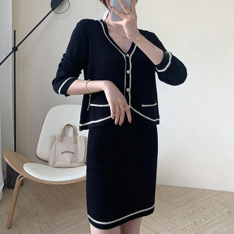 Women Graceful Two Pieces Knitted Outfits 2021 Spring Autumn Office Lady Elegant Sweater Cardigan+skirts Set Fashion Coats Tops alx