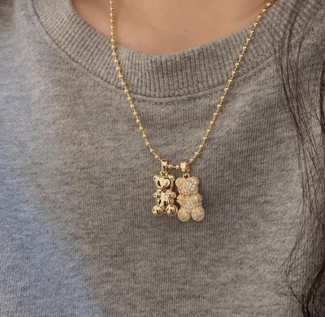 Bear-shape Cute Bear Gummy Necklace Luxury High Sense Full Rhinestone Soft Cute Clavicle Chain couple Sweater chain alx