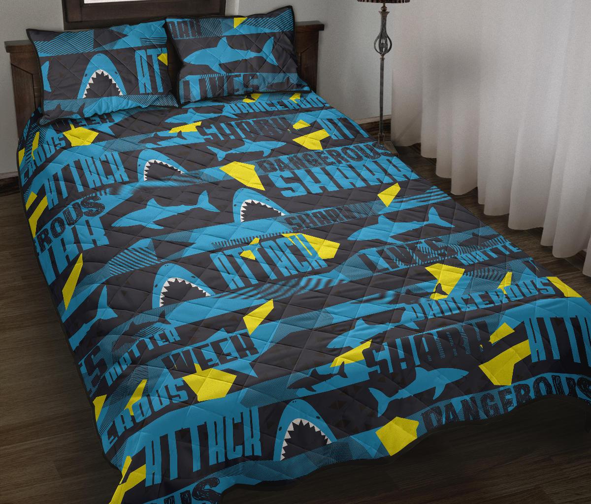 Shark dangerous Quilt Bed Set