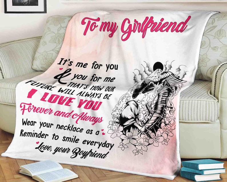 To My Girlfriend Remind Smiling Everyday Fleece Blanket Gift For Family,Birthday,Girlfriend,Couple,Gift Home Decor Bedding Couch Sofa Soft And Comfy Cozy