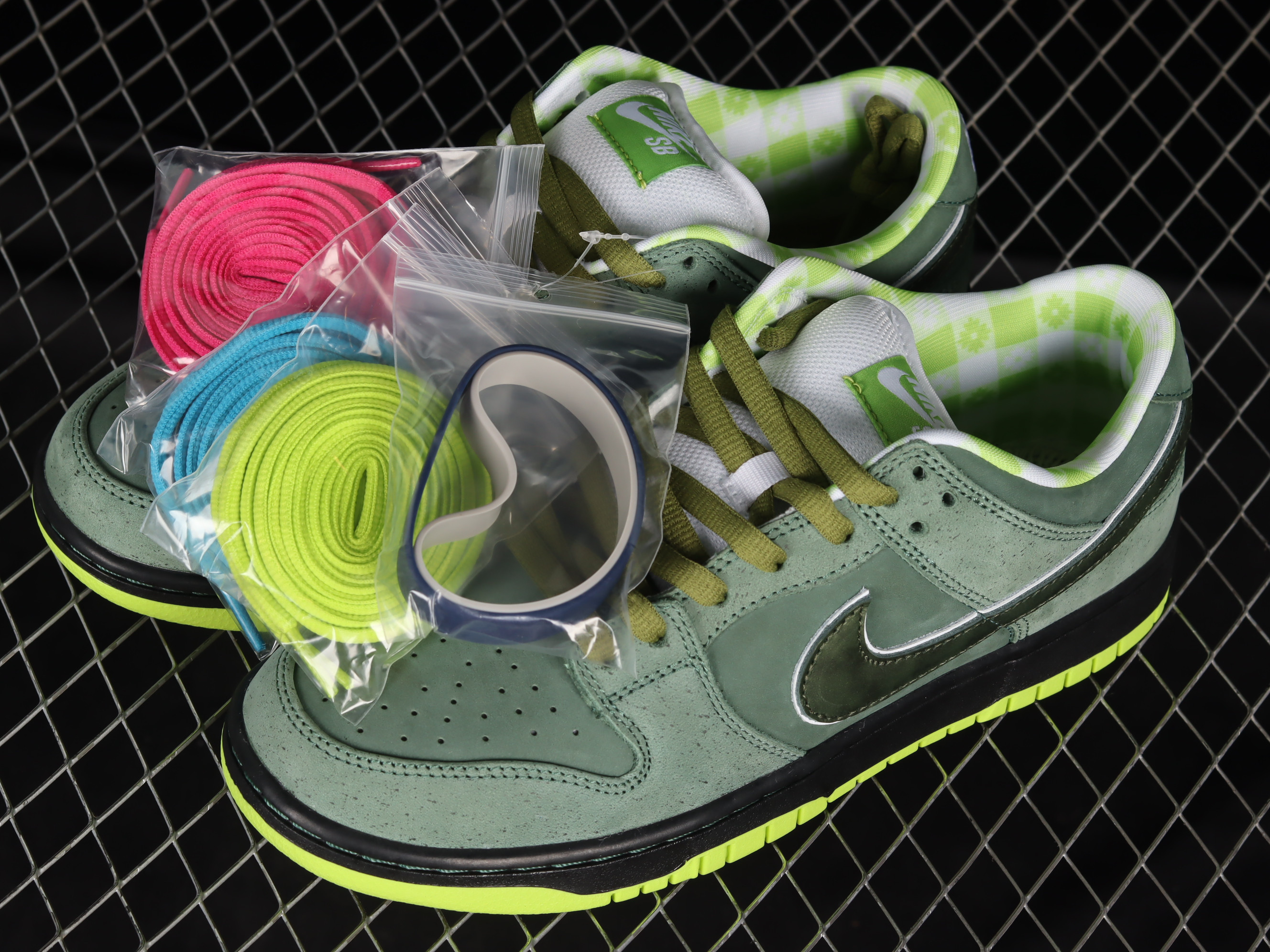 Nike SB Dunk Low x Concepts ‘Green Lobster’ Shoes Sneakers SNK648925597