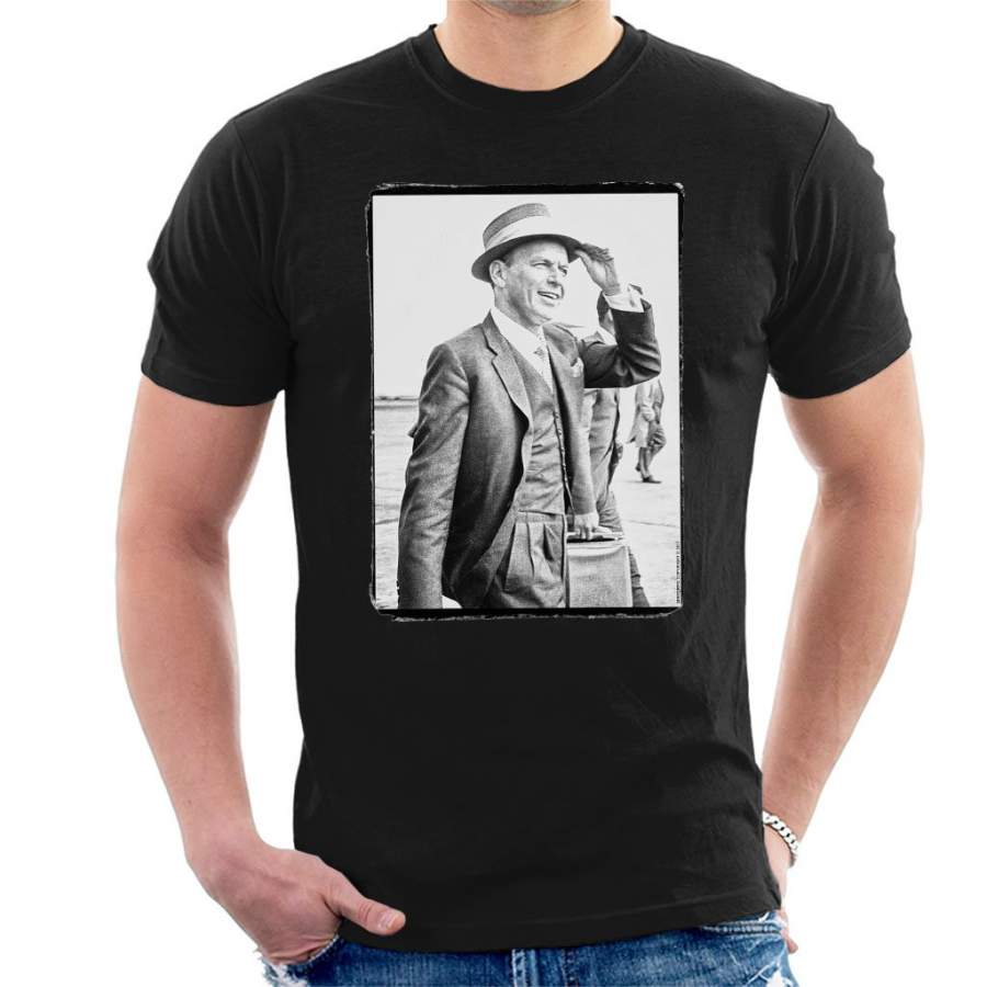 Frank Sinatra Heathrow Airport 1961 Vintage Photo Men’s T-Shirt