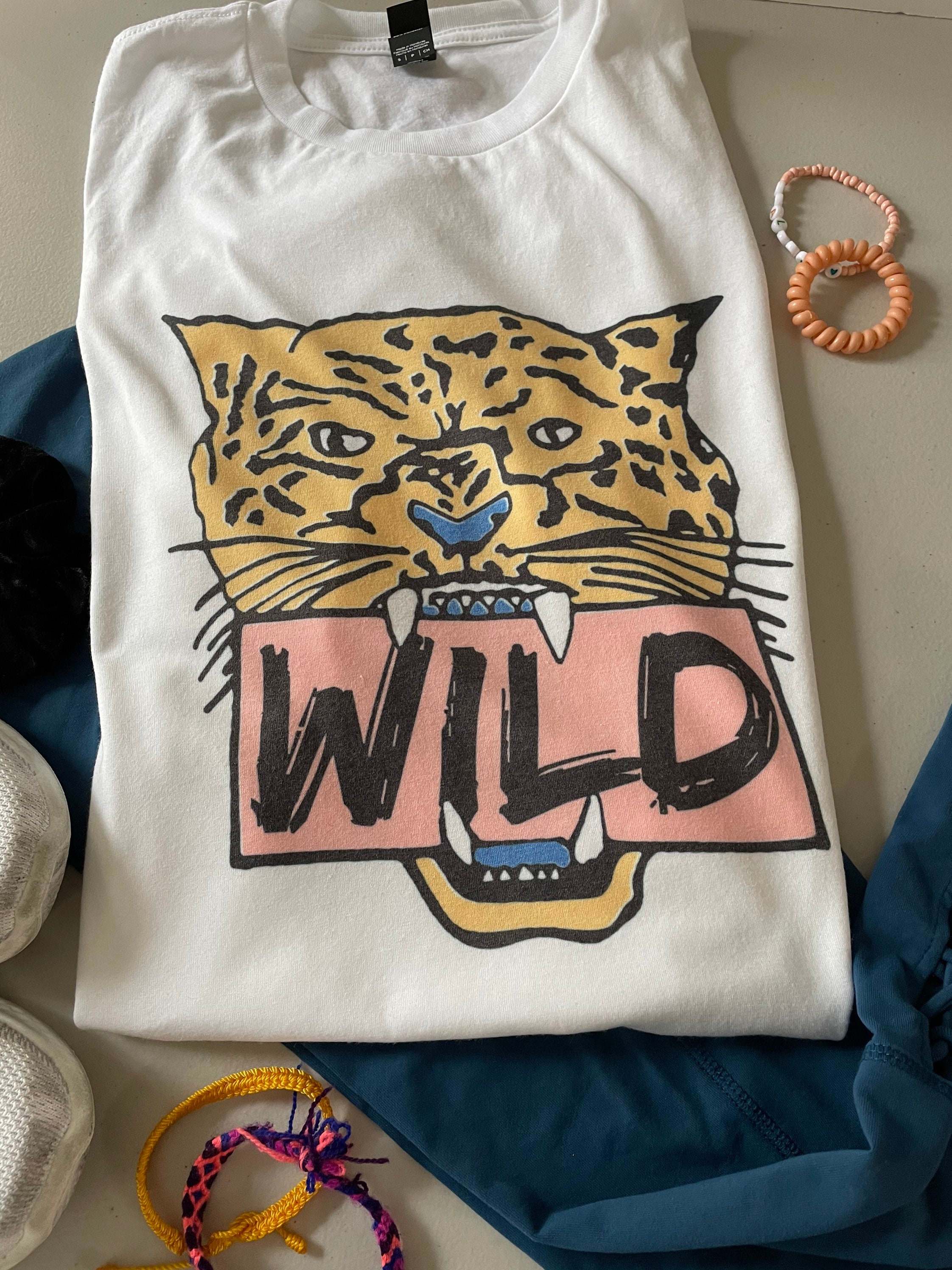 Tiger wild/Unisex tee/ vintage feel/White