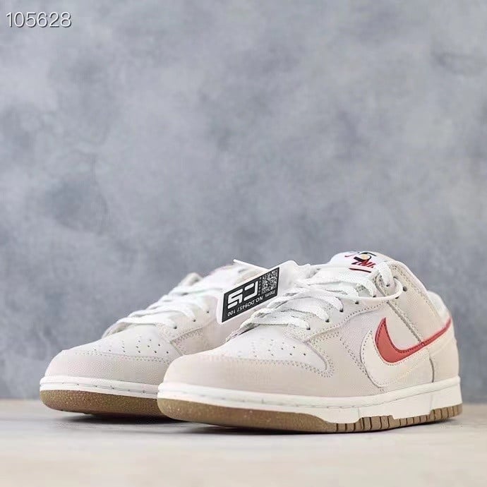 Nike SB Dunk Low Shoes Sneakers – Beige Red SNK189335351