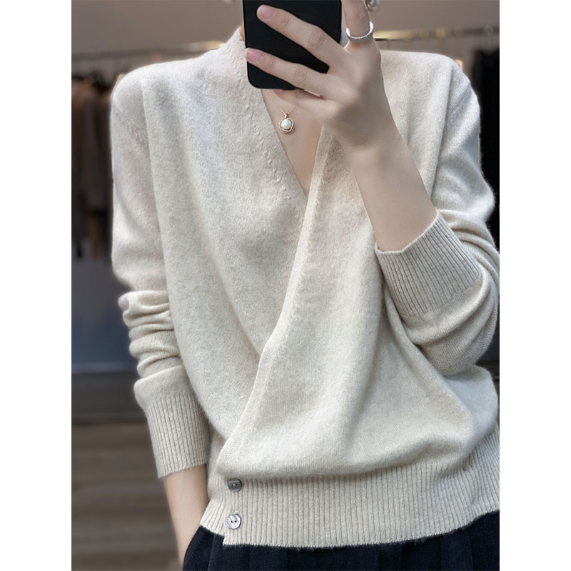 2022 Autumn And Winter New Wool Sweater Women 100% Wool Loose Soft V-neck Knitted Cardigan Design Sense Niche And Collar Sweater alx