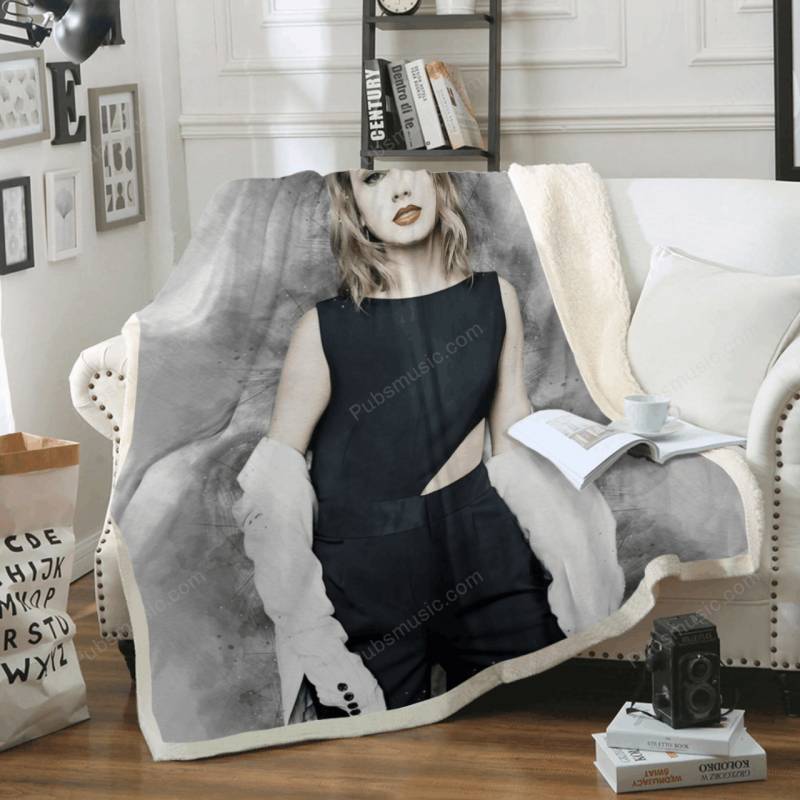 Taylor Swift in sketch – Sketch Of Great Musician Art For Fans Sherpa Fleece Blanket