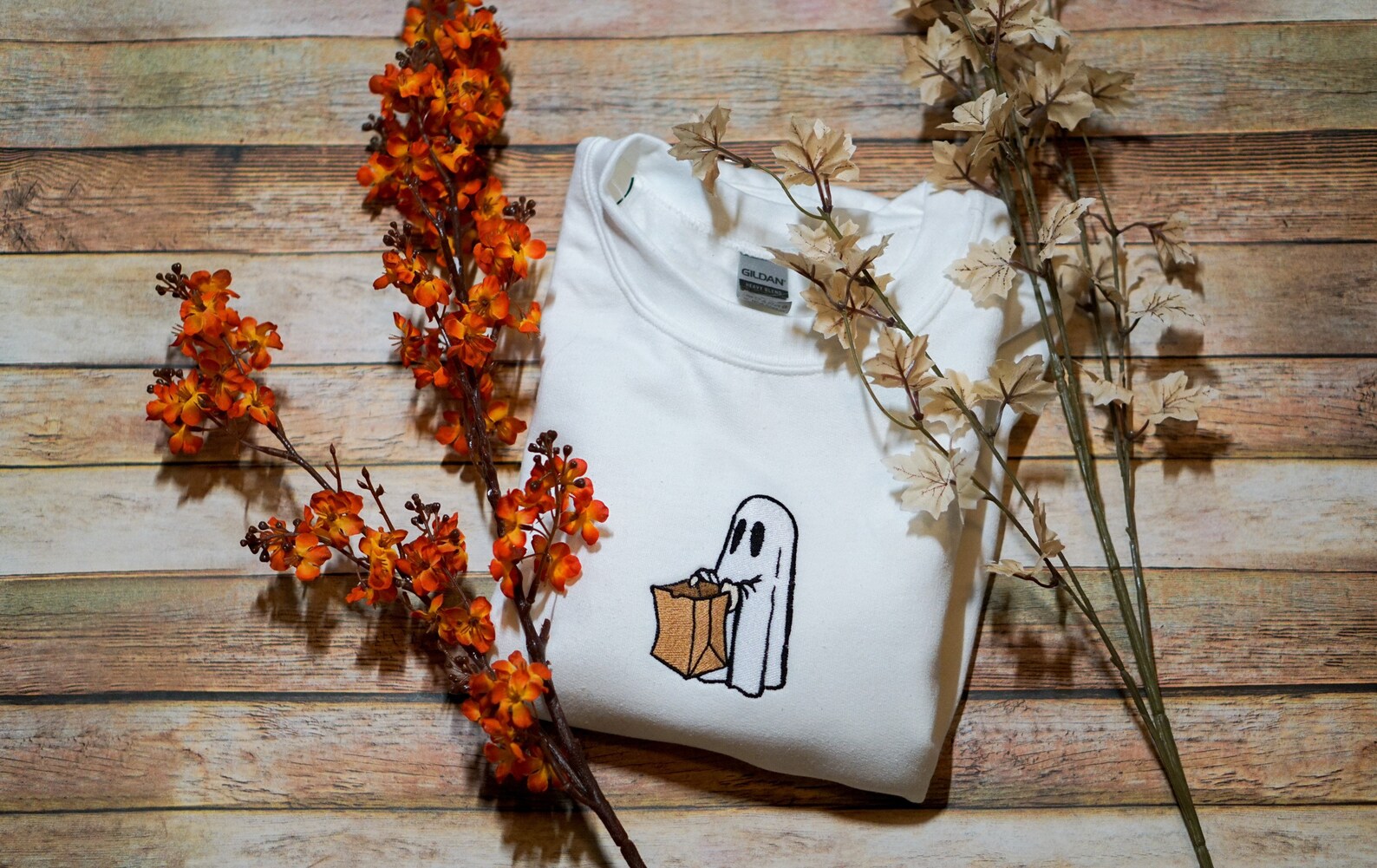 Ghost Embroidered Halloween Sweatshirt 2D Crewneck Sweatshirt All Over Print Sweatshirt For Women Sweatshirt For Men Sws3306