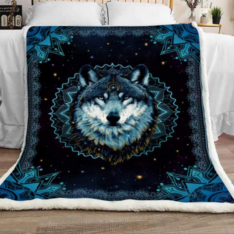 Wolf Sherpa Blanket JR2202 69O56