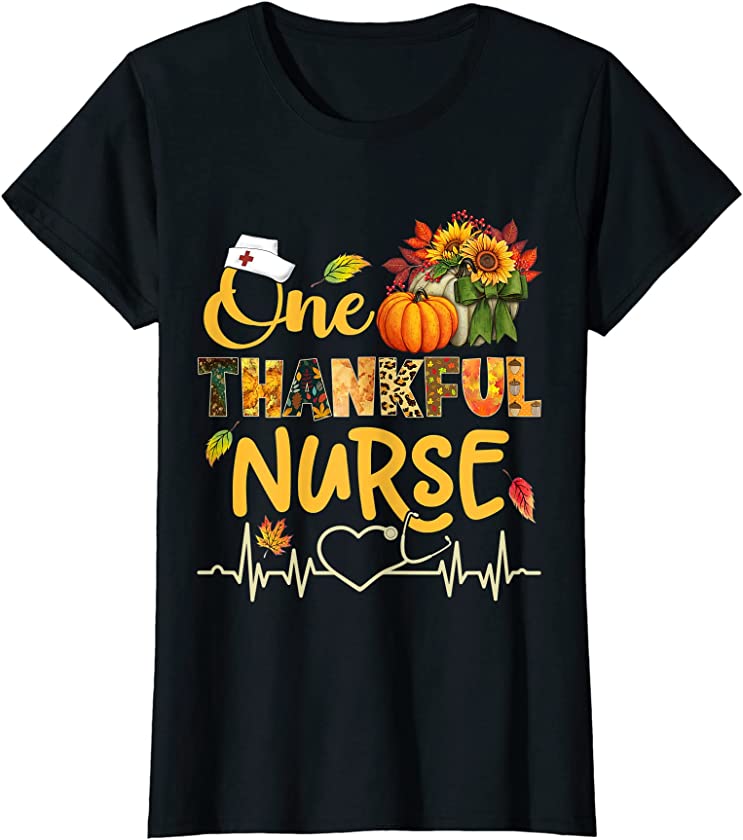 Womens One Thankful Nurse Leopard Pumpkin Stethoscope Thanksgiving T-Shirt