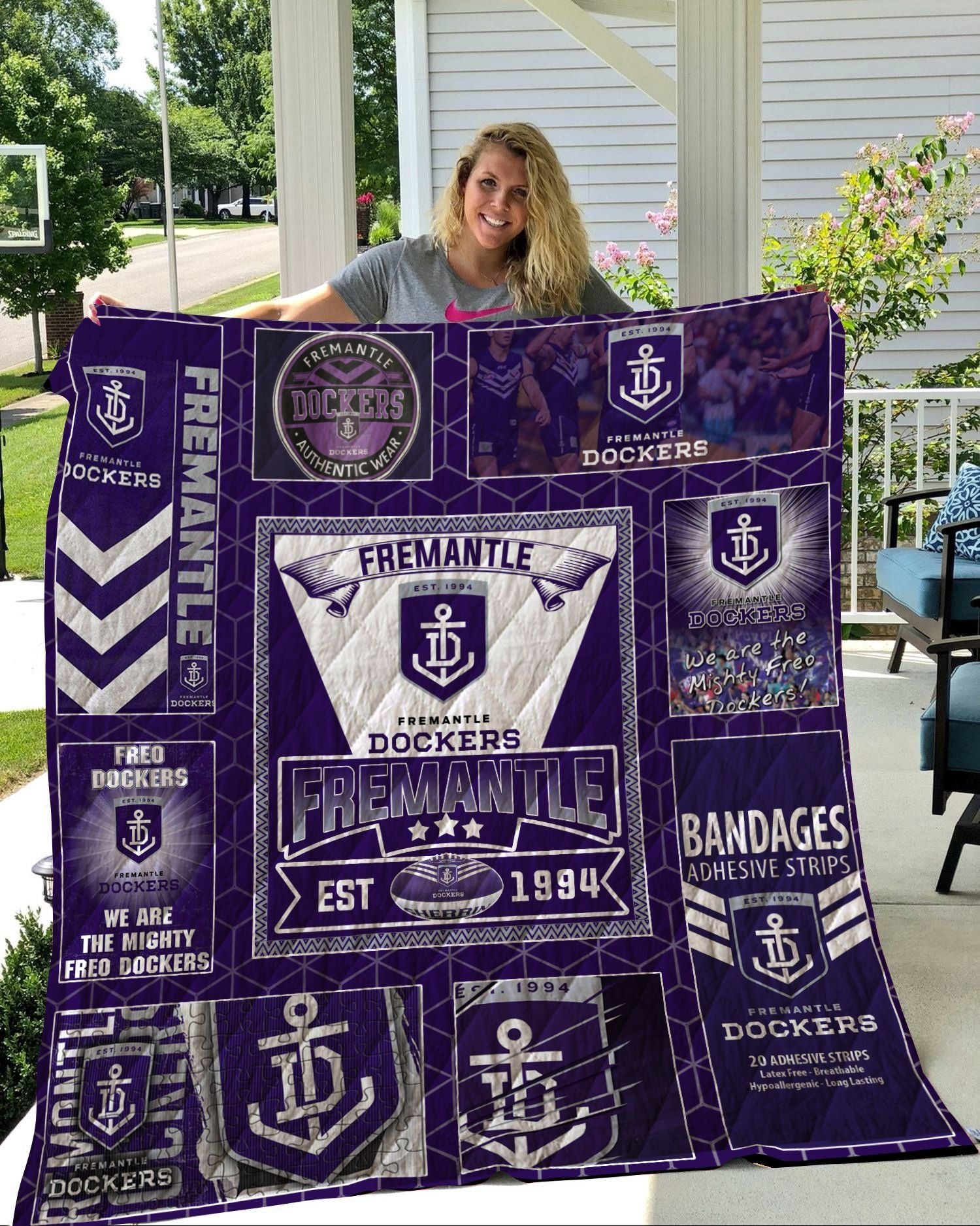 HOQT33 New Fremantle Football Quilt Blanket