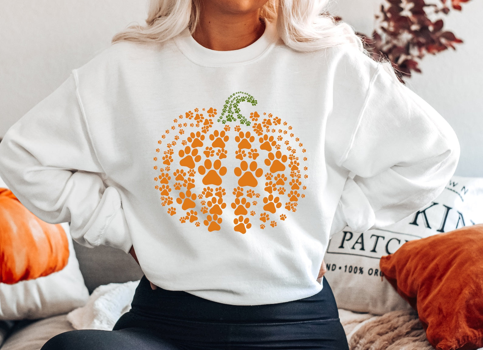 Pumpkin Shirt, Paw Print Shirt, Pumpkin Dog Shirt, Dog Halloween Shirt,Retro Pumpkin, Halloween Shirt, Halloween Sweatshirt,Thanksgiving