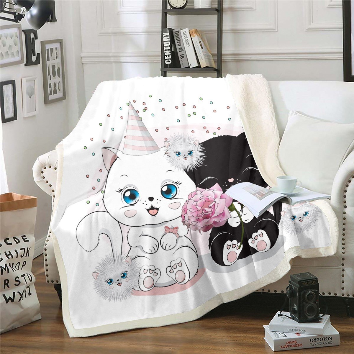 Cute Cat Throw Blanket for Couch Bed Sofa Cartoon Kitten Print Fleece Blanket Decorative Pet Cats Pattern Sherpa Blanket Black White Lovely Animal Theme Fuzzy Blanket  Plush Blanket