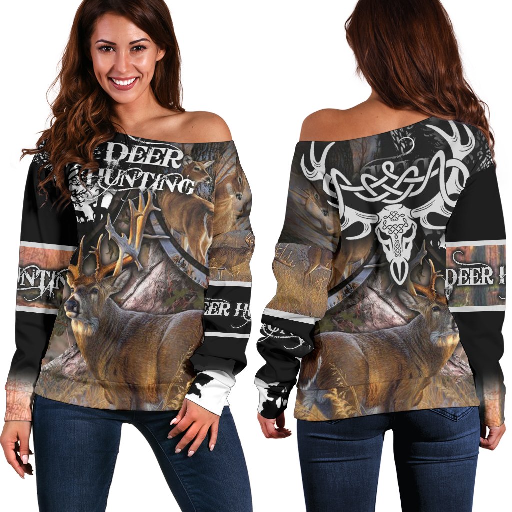 Spread Stores Deer Hunting Art Shoulder Sweater