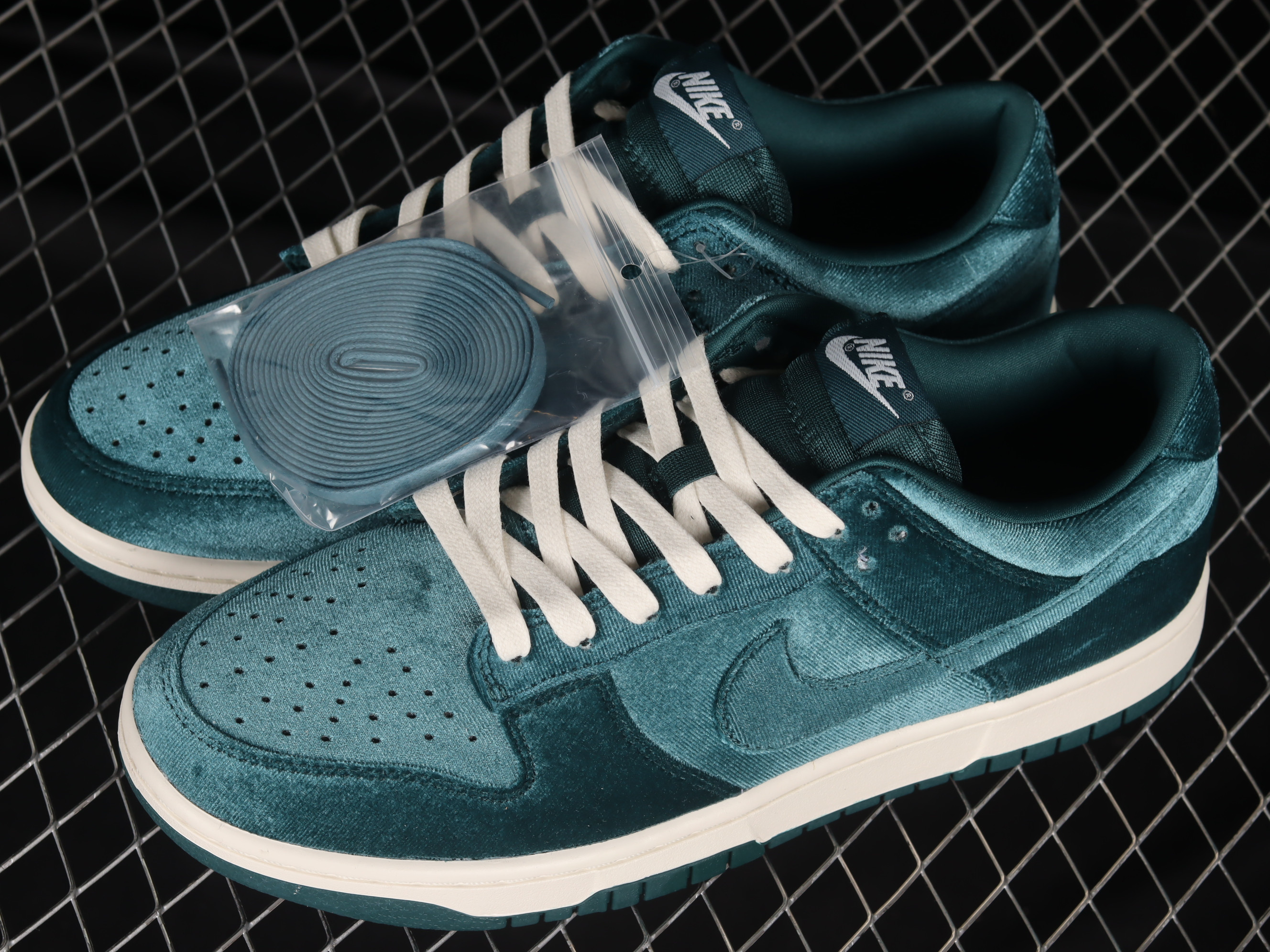 Nike Dunk Low Velvet Teal Shoes Sneakers, Women SNK967993899