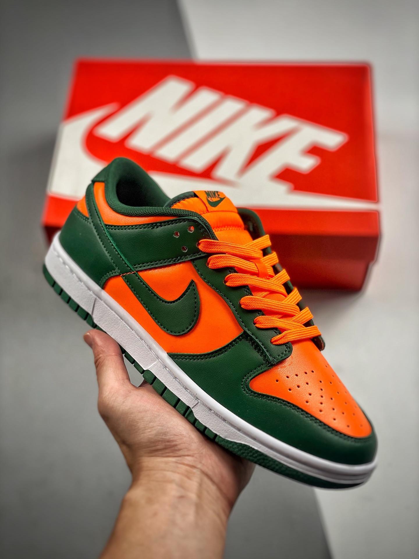 Nike Dunk Low ‘Miami Hurricanes’ Team Dark GreenTeam Orange-White 5339433