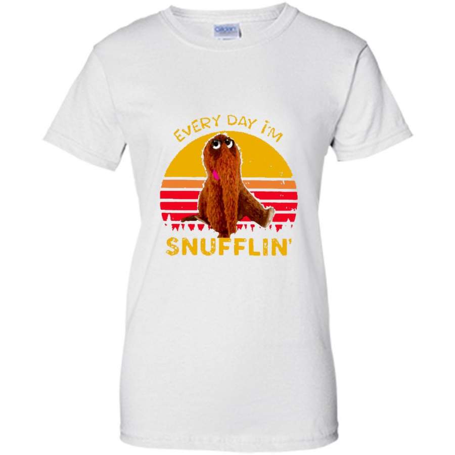 Everyday I’m Snufflin’ Sunset Classic Vintage Retro Design – Gildan Women Shirt