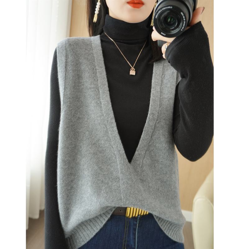 Autumn And Winter Knitted Pullover Vest Loose Big V-Neck Fashion All-Match Solid Color Outer Wear Sexy Regular Women’s Sweater alx