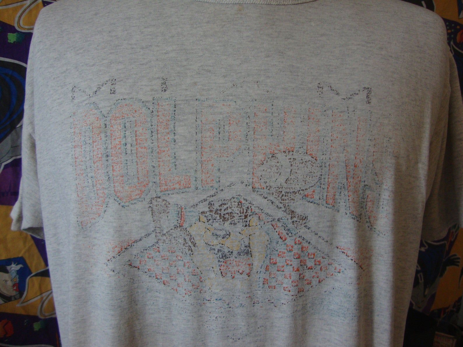 Vintage 90’s Miami Dolphins Looney Tunes Taz Light Gray T Shirt