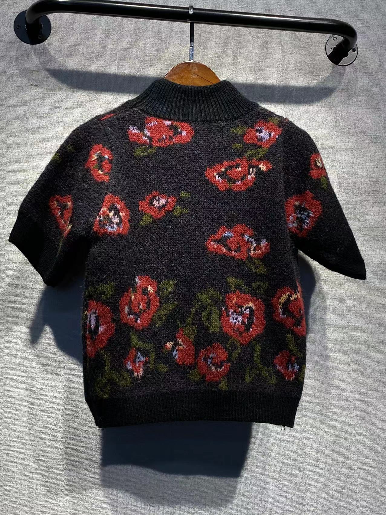 2022 New Ladies Vintage Flower Print Set Ladies O-Neck Short Sleeve Knitted Sweater or A-Line Short Mini Skirt Fashion alx