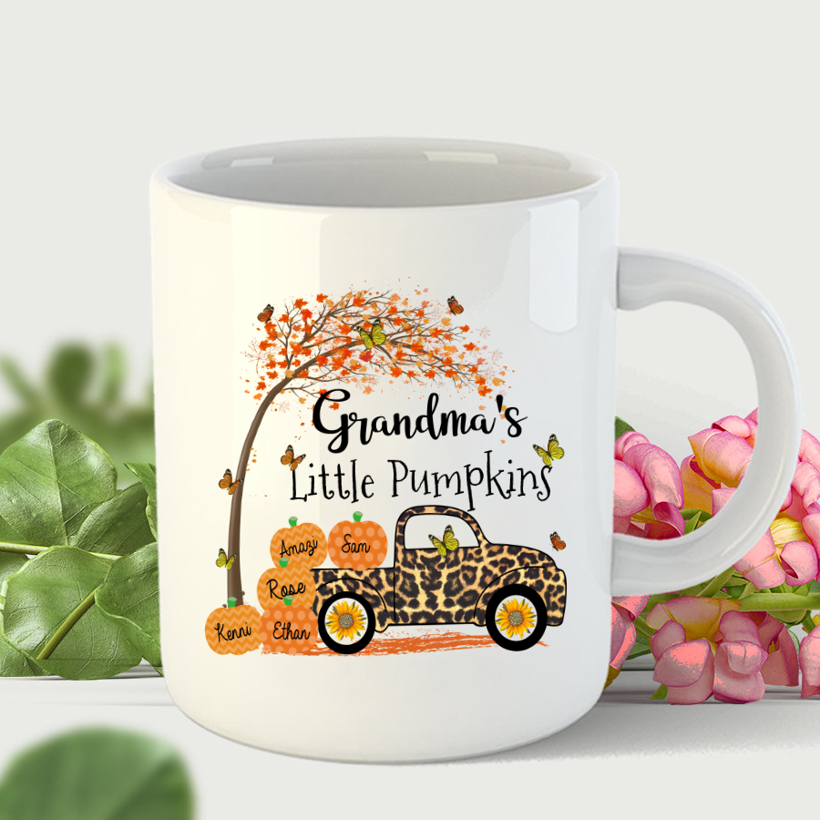 Grandma’S Little With Grandkids Pumpkins Leopard Mug