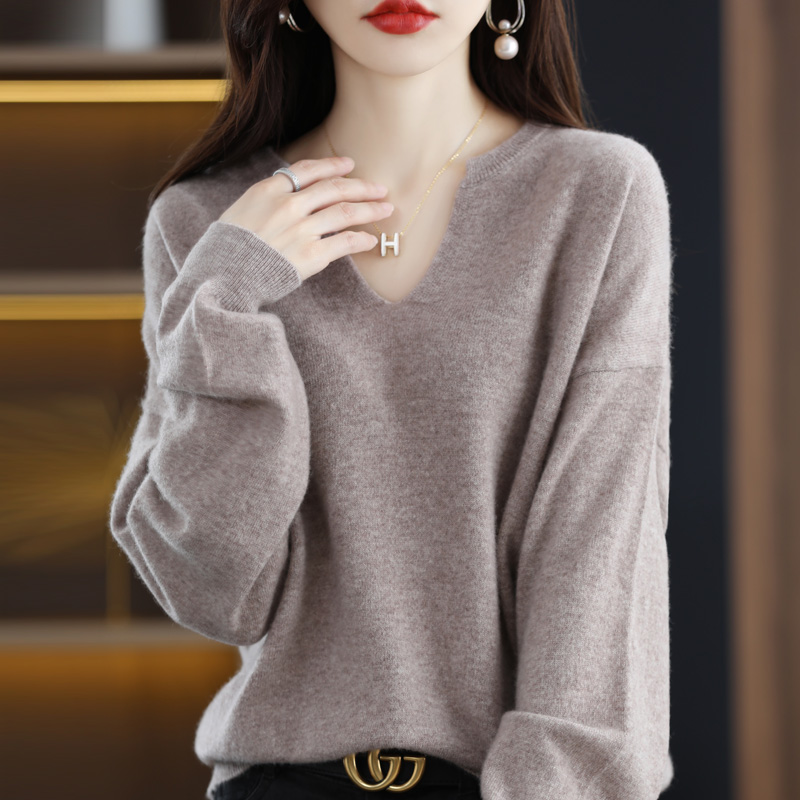 V-neck Pullover Women Sweater Soft Long Sleeve Casual Loose Wool Bottoming Tops Warm Cashmere Sweater Women Autumn Winter23780 alx