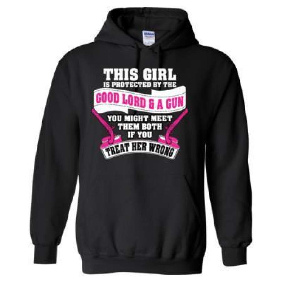 AGR This Girl Is Protected By The Good Lord & A Gun You Might Meet Them Both If You Treat Her Wrong – Heavy Blend™ Hooded Sweatshirt